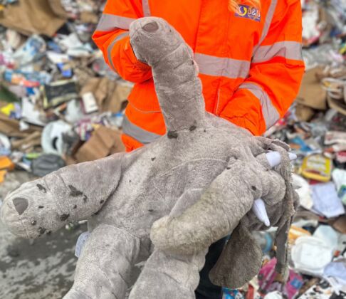 How to Dispose of Toys Responsibly ii